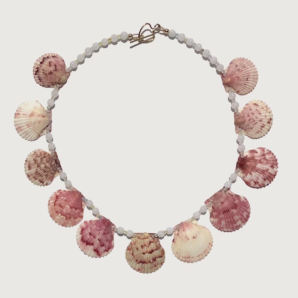 Shell necklace | the barn 808